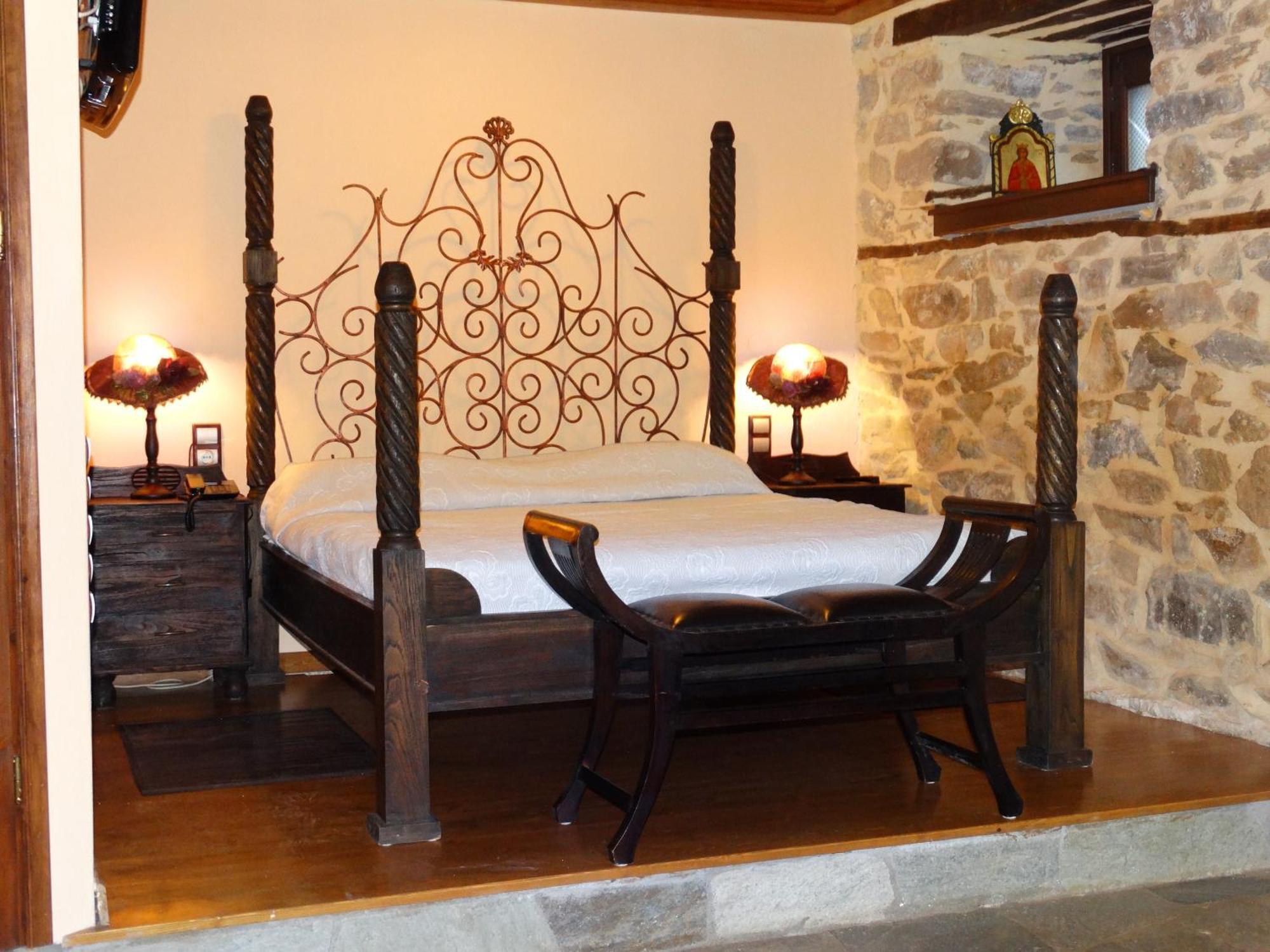 Iliopetra Suites Agios Lavrentios Zimmer foto