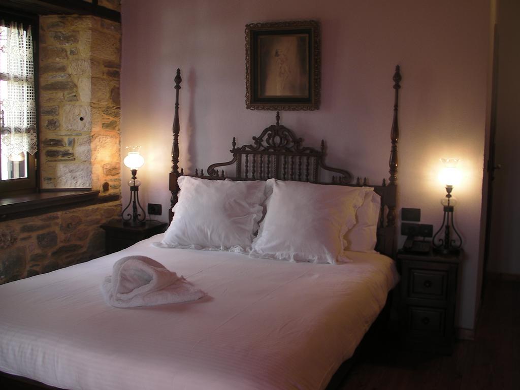 Iliopetra Suites Agios Lavrentios Exterior foto